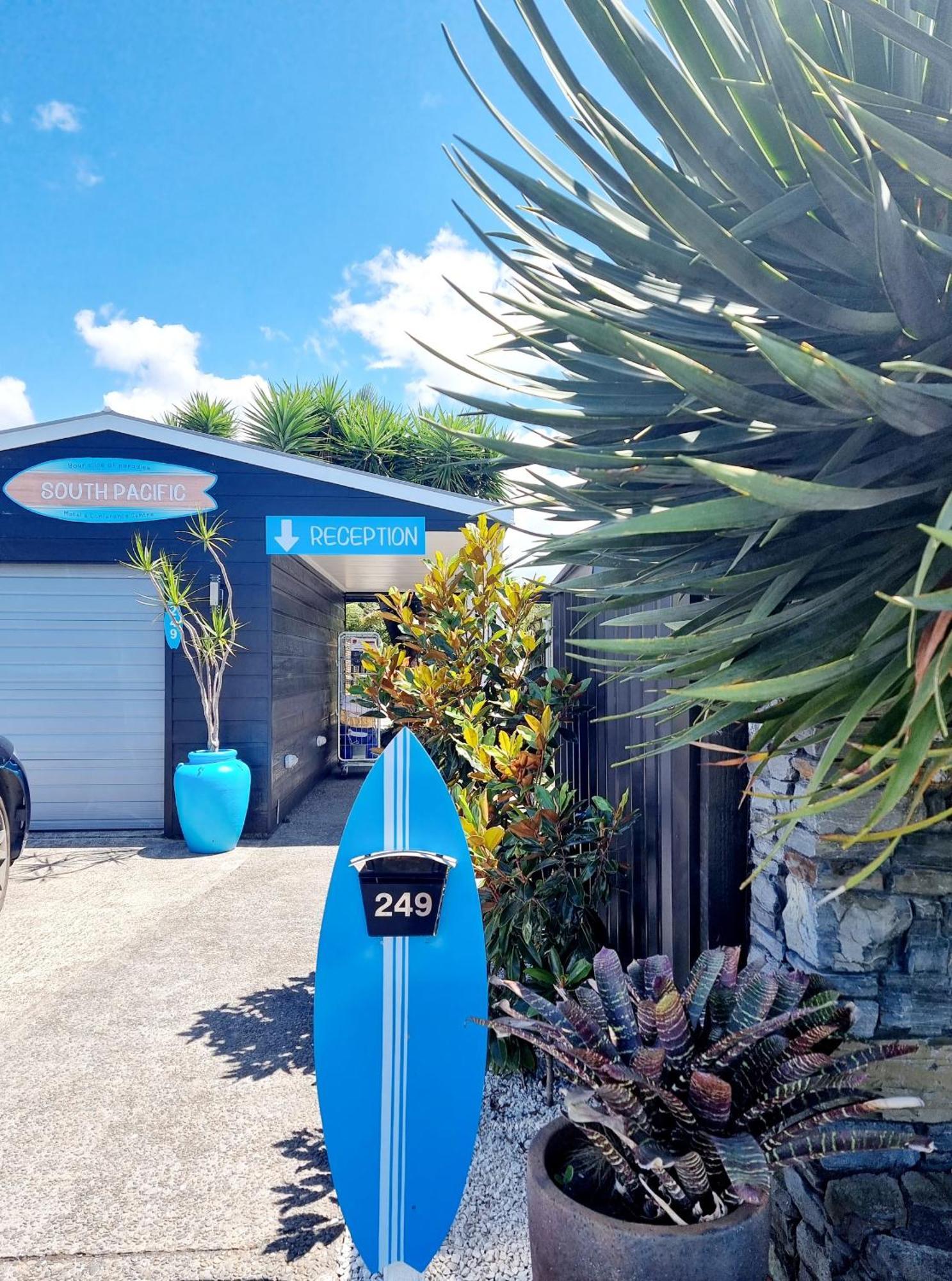 Southpacific Motel Whangamata Kültér fotó