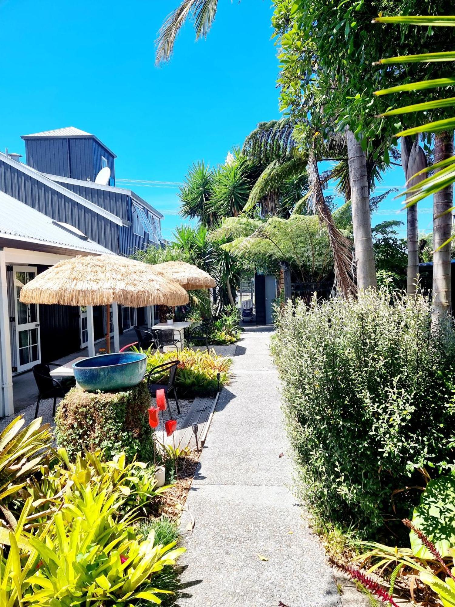Southpacific Motel Whangamata Kültér fotó