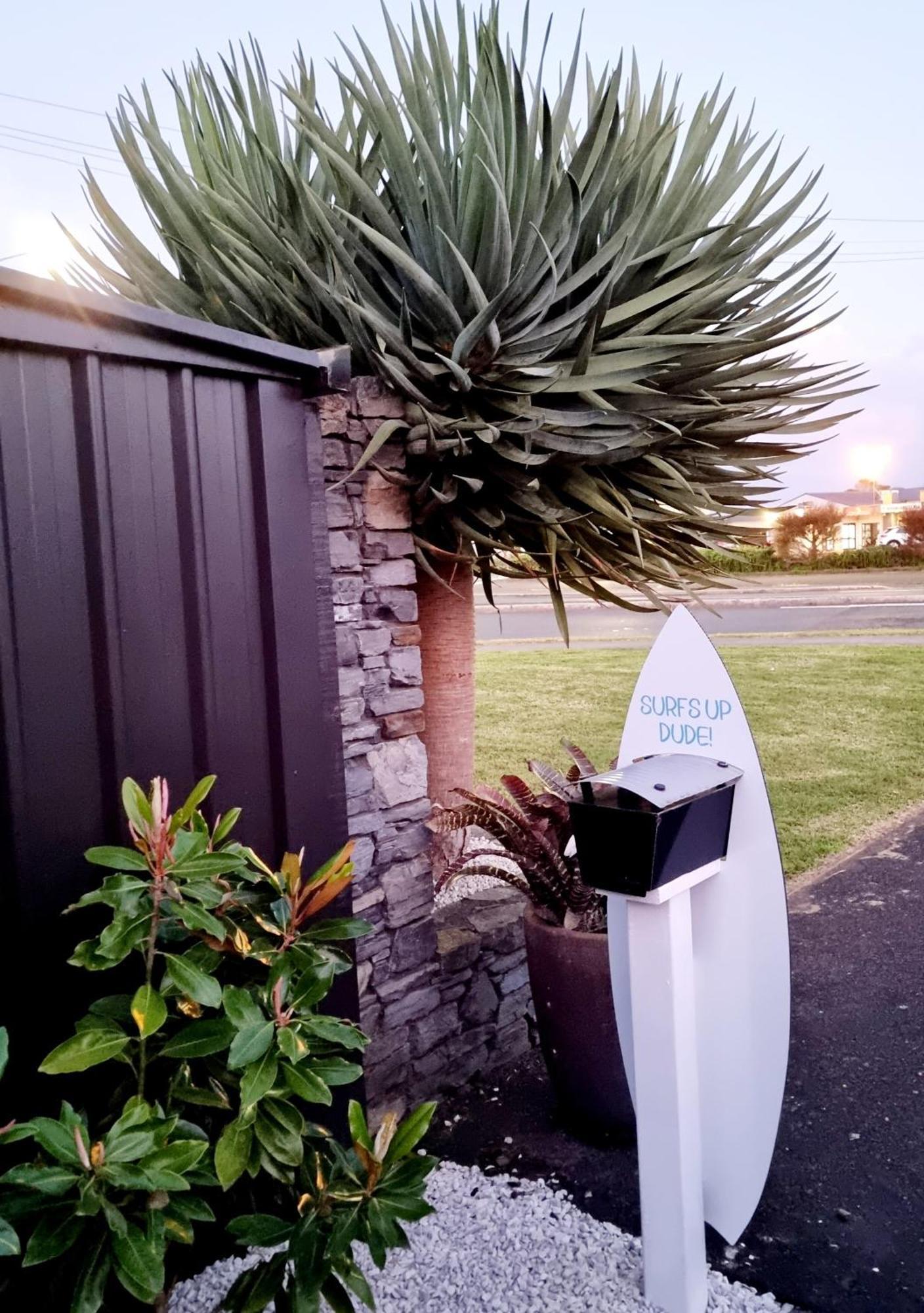 Southpacific Motel Whangamata Kültér fotó