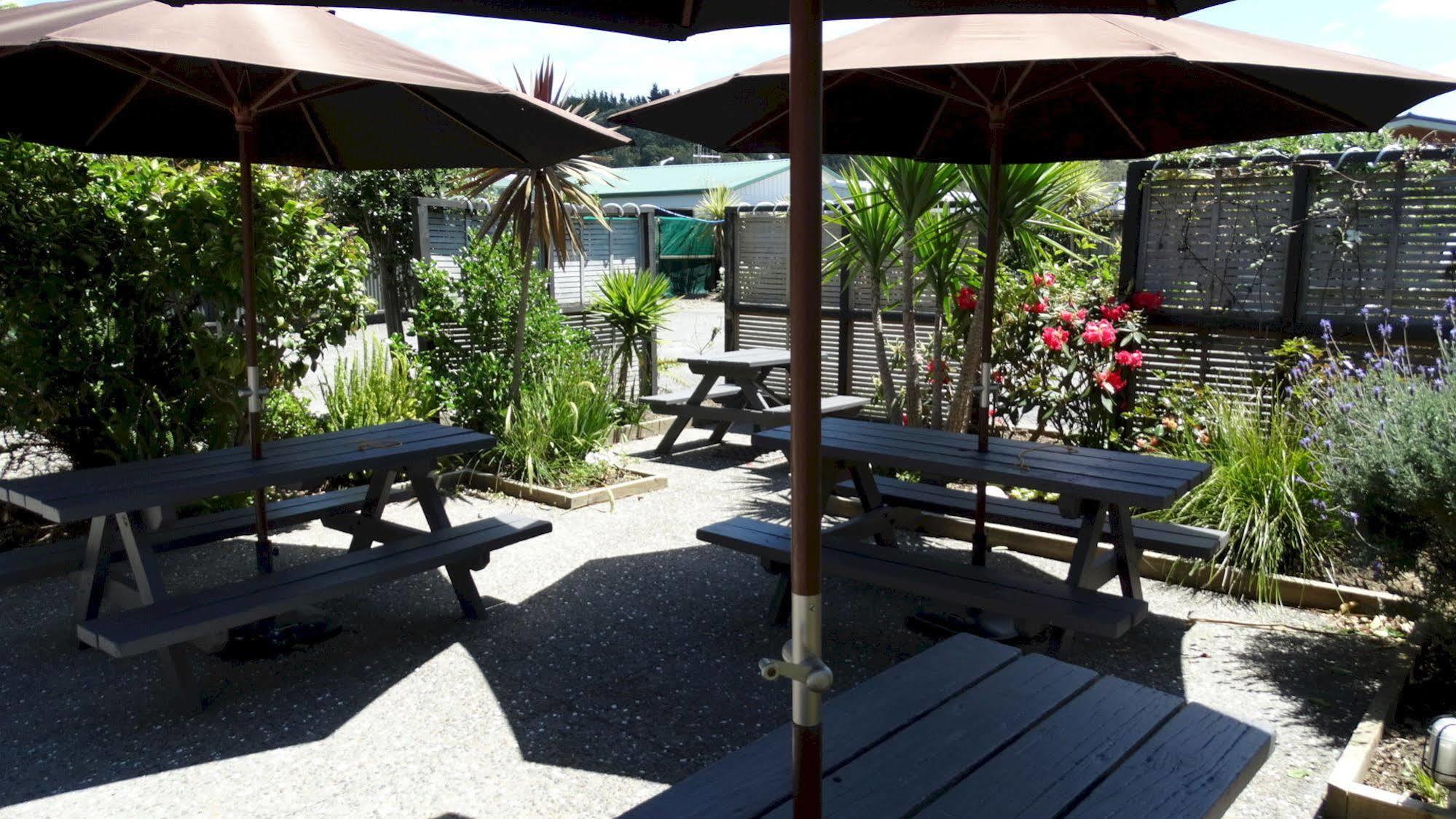Southpacific Motel Whangamata Kültér fotó